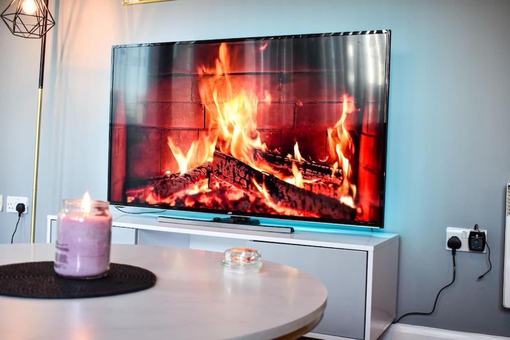 Cozy Escape In City Centre Манчестер Екстер'єр фото